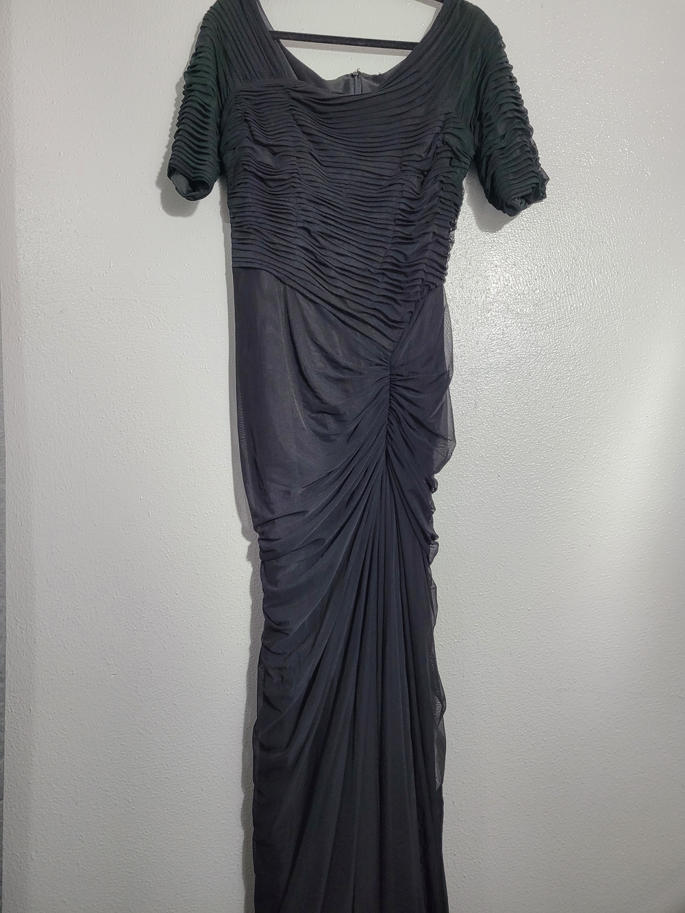 Tadashi Shoji Black Ruched Cowl Neck Long Dress - Picture 2 of 8